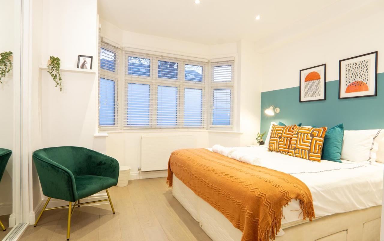 A Beautiful One Bedroom Flat With Garden & Parking 磨坊山 外观 照片